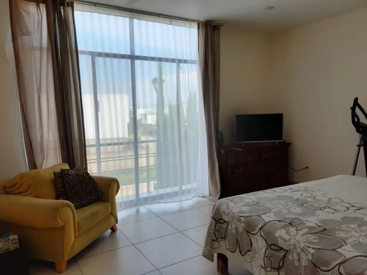 Willa Conjunto Residencial Alcala Quito 0*,  Ekwador